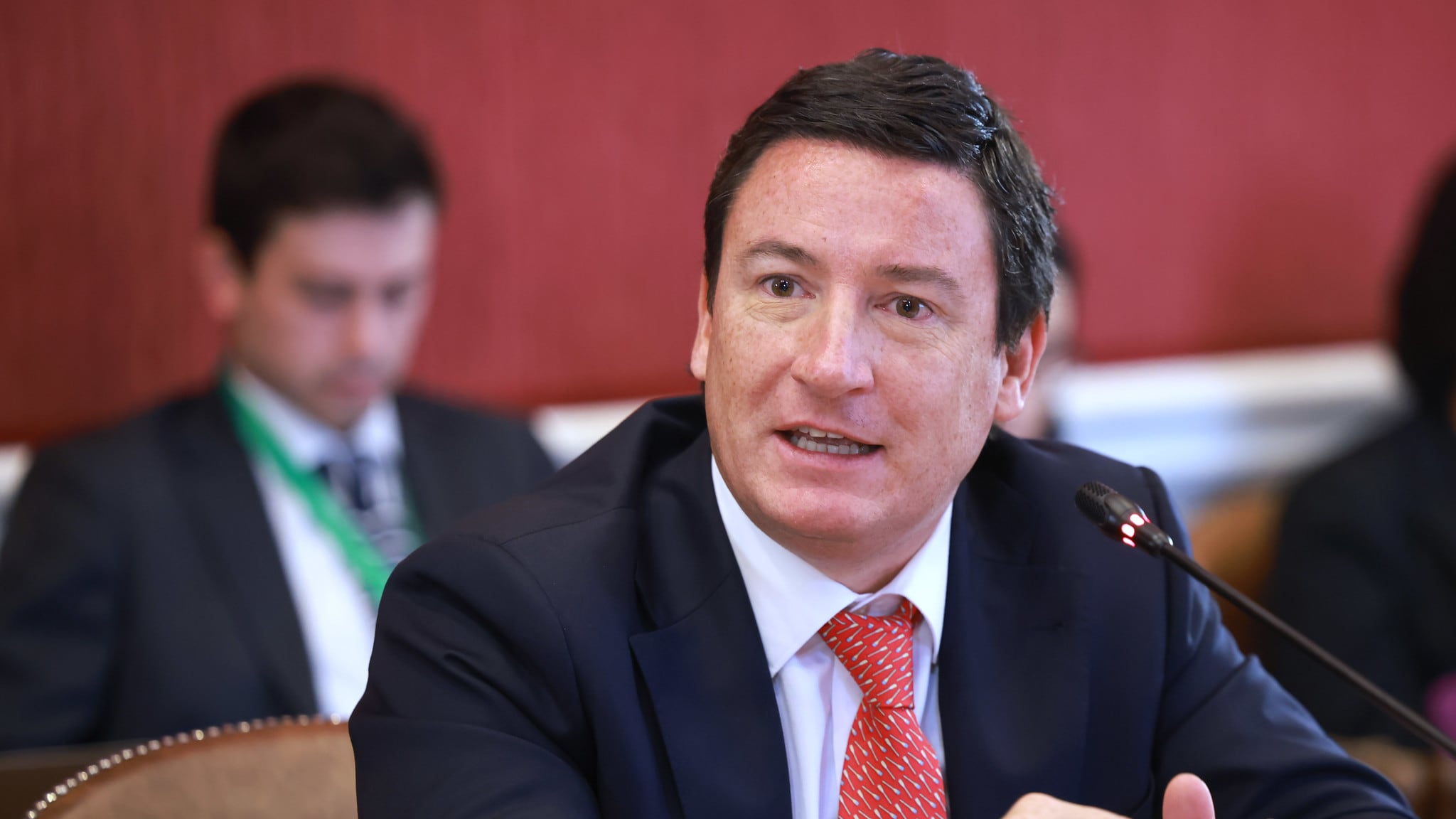 El senador y presidente del Partido Republicano, Arturo Squella hizo un llamado al segundo piso de La Moneda