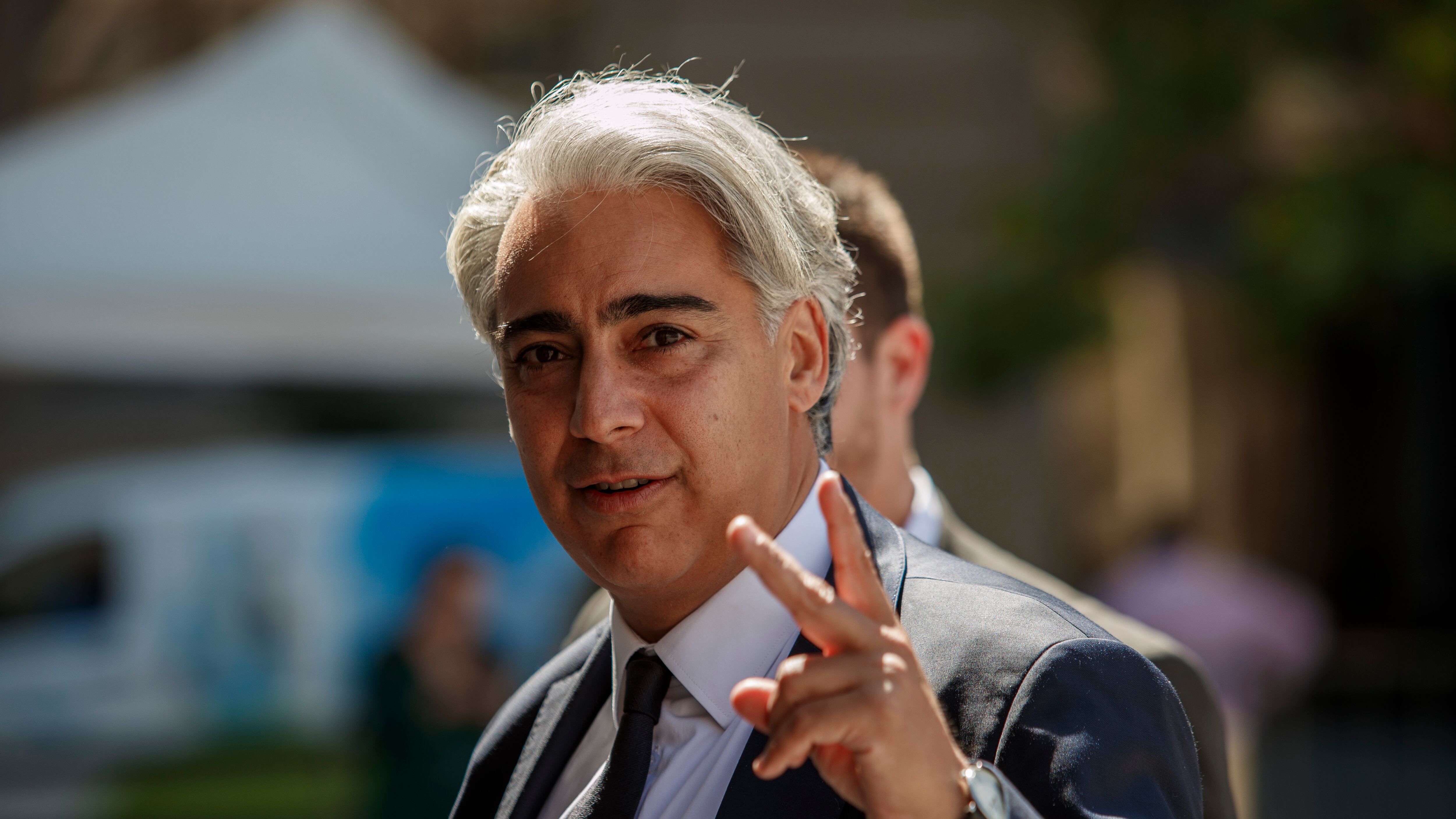 23 de noviembre 2023 / SANTIAGO
El ex-candidato presidencial Marco Enríquez Ominami junto a diputados entregan una carta dirigida al Presidente de la República abordando temas de la propuesta de constitución y contingencia.