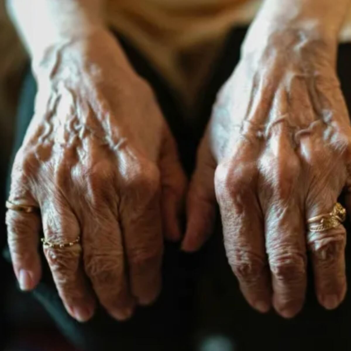 Anciana de 93 años escapa de intento de asfixia por parte de su hija en Arica Anciana de 93 años escapa de intento de asfixia por parte de su hija en Arica