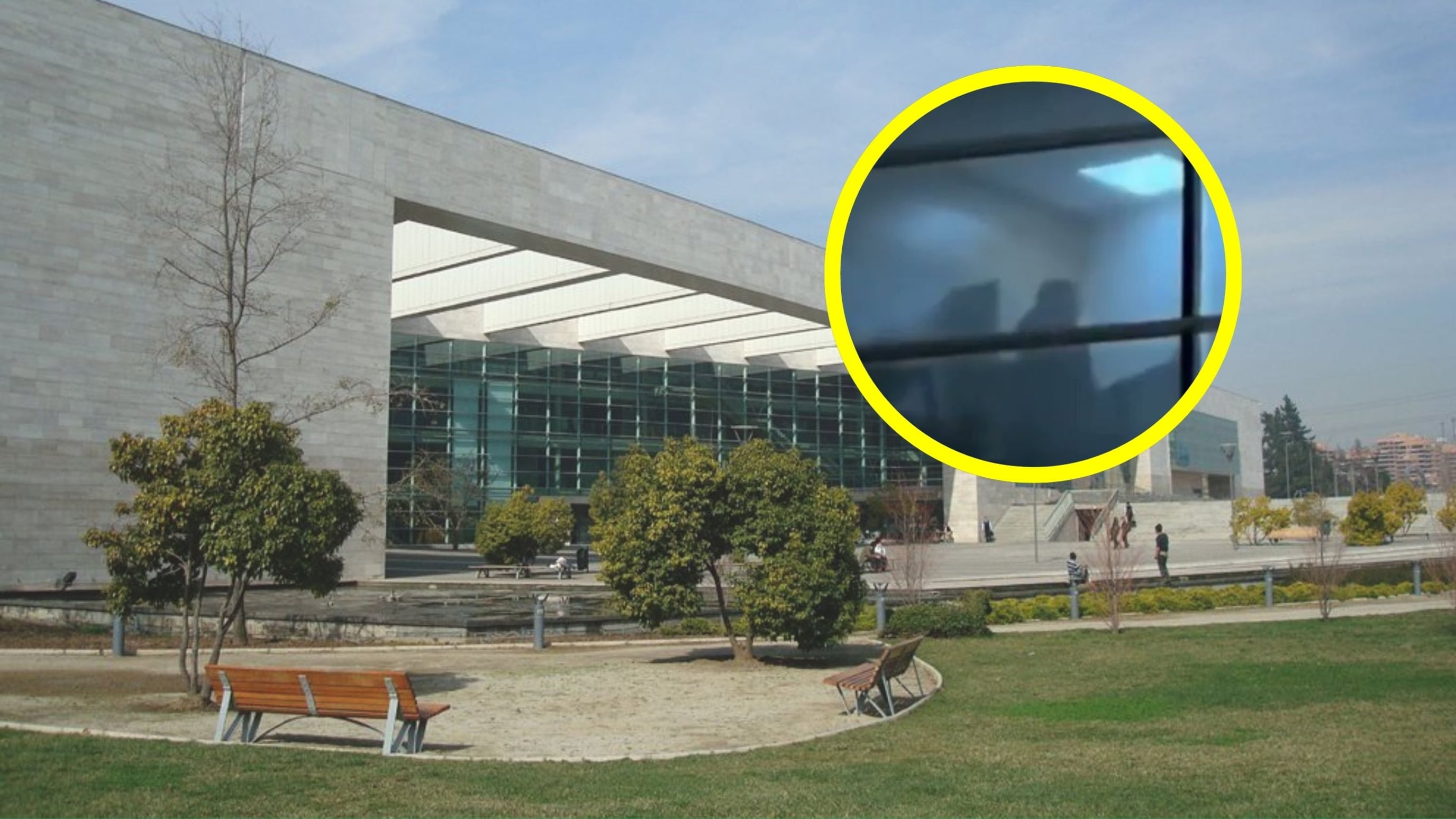 El video grabado desde la calle al interior del municipio terminó en despido y ahora en juicio millonario por daños psicológicos.