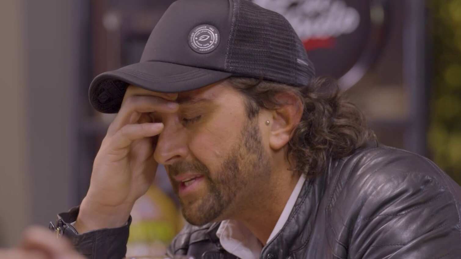 Arturo Longton denunció en sus redes sociales que desconocidos intentaron estafarlo al ofrecerle trabajo.