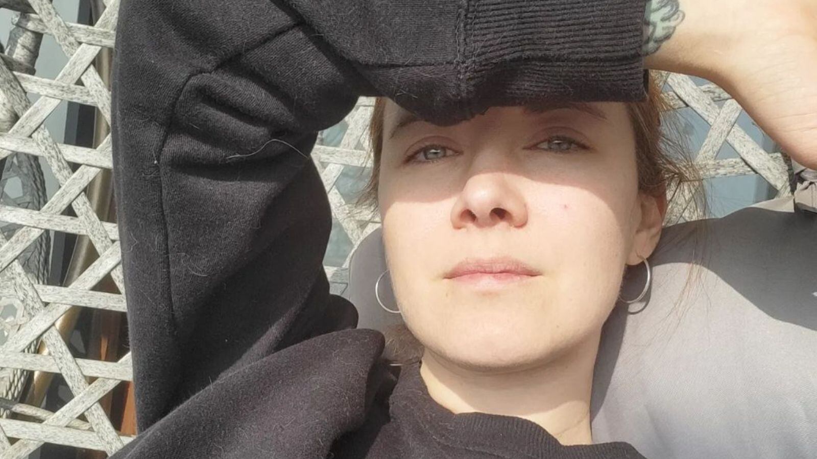 Carla Jara revela que tiene COVID-19 y se lanza contra una eventual quinta dosis