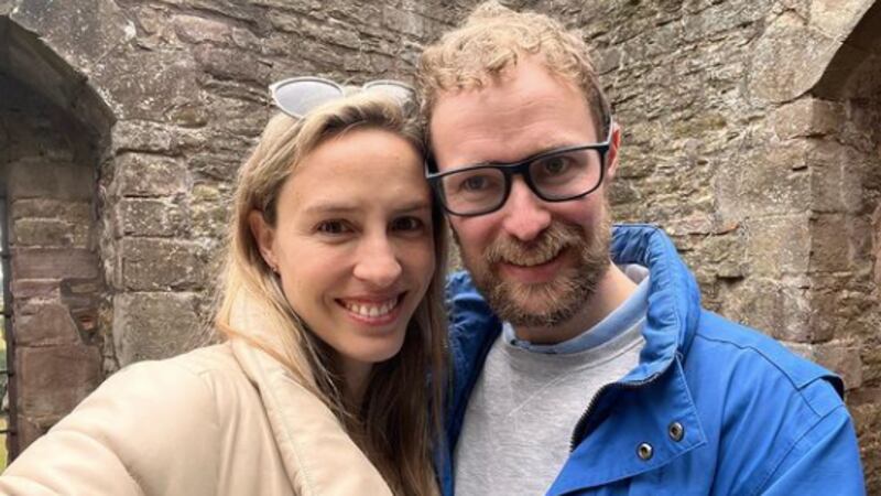 Blanca y radiante: Vale Ortega sorprendió a sus seguidores al casarse con su enamorado Jonathan Lawn