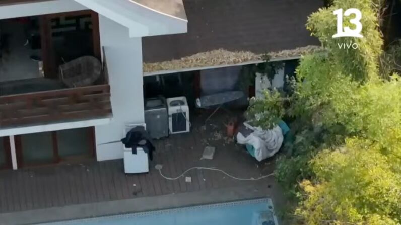 Mansión de 2 millones de dólares tomada en Vitacura | Captura: Tu Día de Canal 13