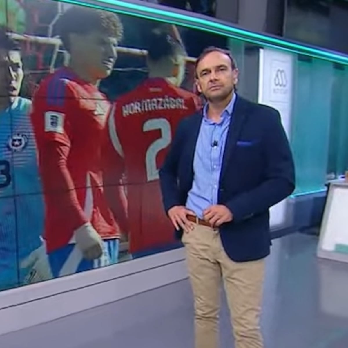 Rodrigo Sepúlveda critica la entrega de la camiseta de Chile en el Mundial Rodrigo Sepúlveda critica la entrega de la camiseta de Chile en el Mundial