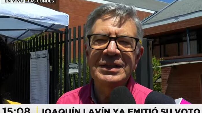 El exalcalde de Las Condes insistió en que van a "estar apoyando" a su hijo, Joaquín, y su esposa, Cathy Barriga.