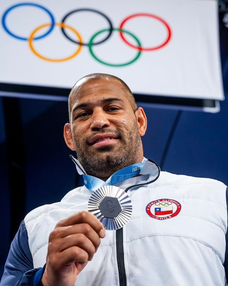 El luchador grecorromano fue elegido como le mejor deportista de chile durante 2024.