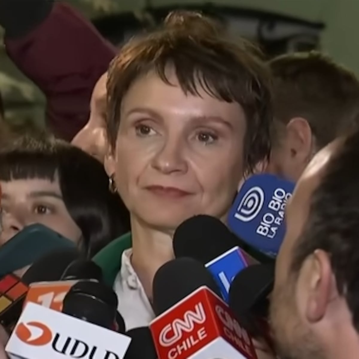 Carolina Tohá reconoce triunfo de Jara en elecciones y anuncia pausa política Carolina Tohá reconoce triunfo de Jara en elecciones y anuncia pausa política