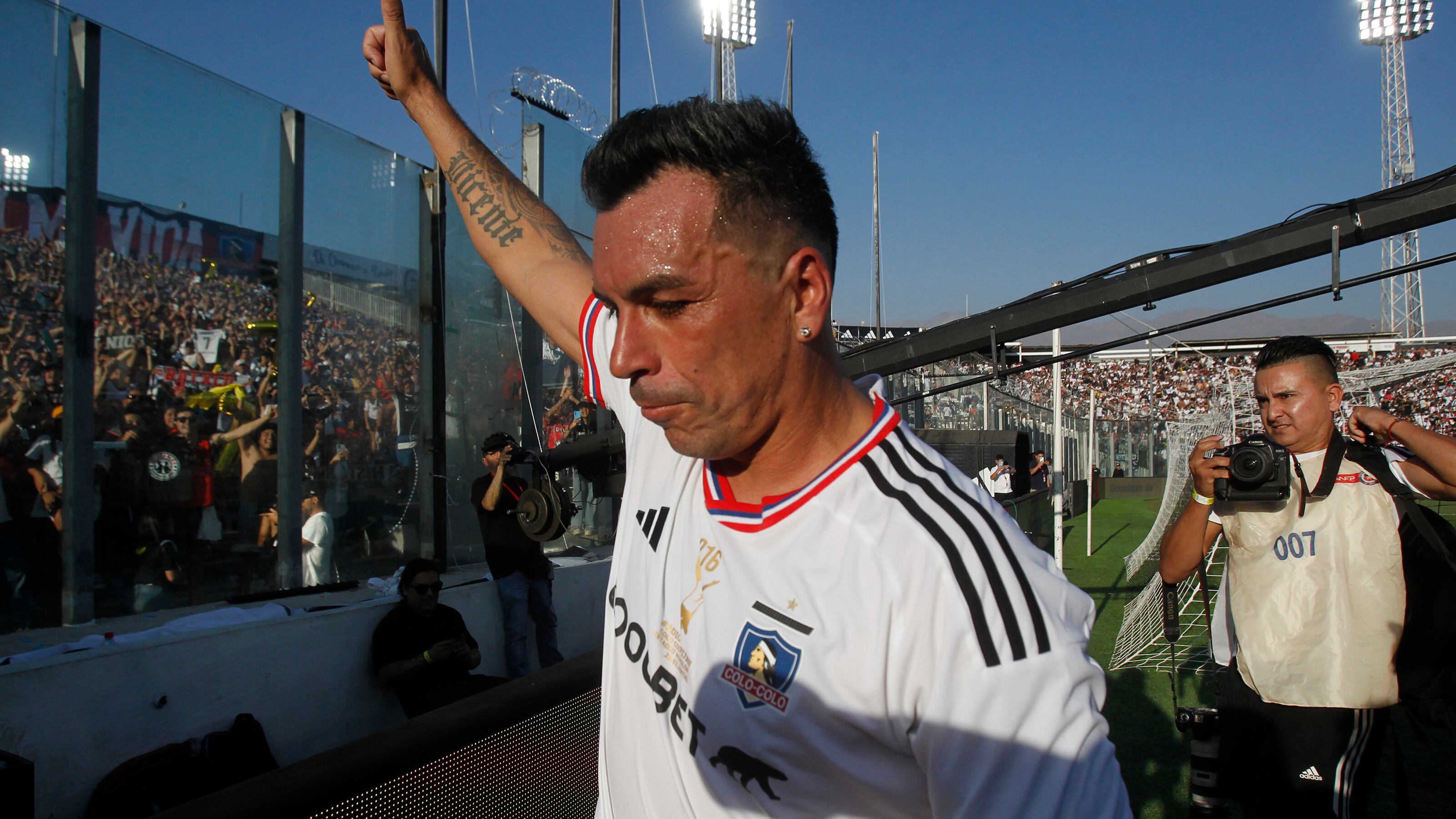 "Bienvenido, Esteban Paredes": San Antonio confirma el regreso del goleador histórico