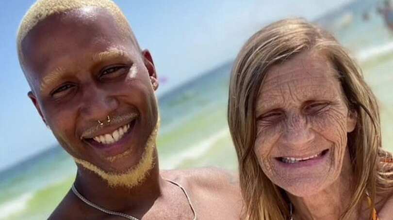 La pareja en su luna de miel.