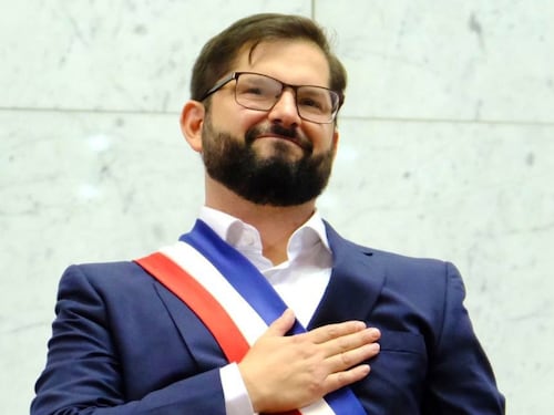 “Caricatura de revolución”: Jorge Insunza lanza dura crítica al gobierno de Gabriel Boric en su nuevo libro