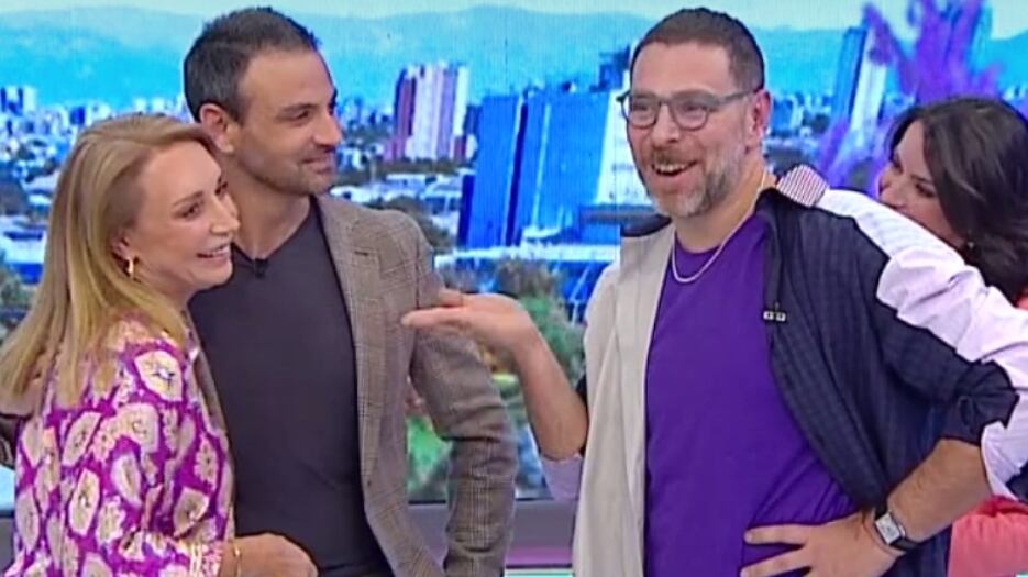 El periodista fue presentado este mediodía como el nuevo rostro de Mega.