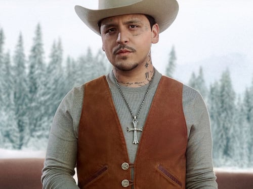 Christian Nodal estalla contra su padre tras la cancelación de su concierto en Chile