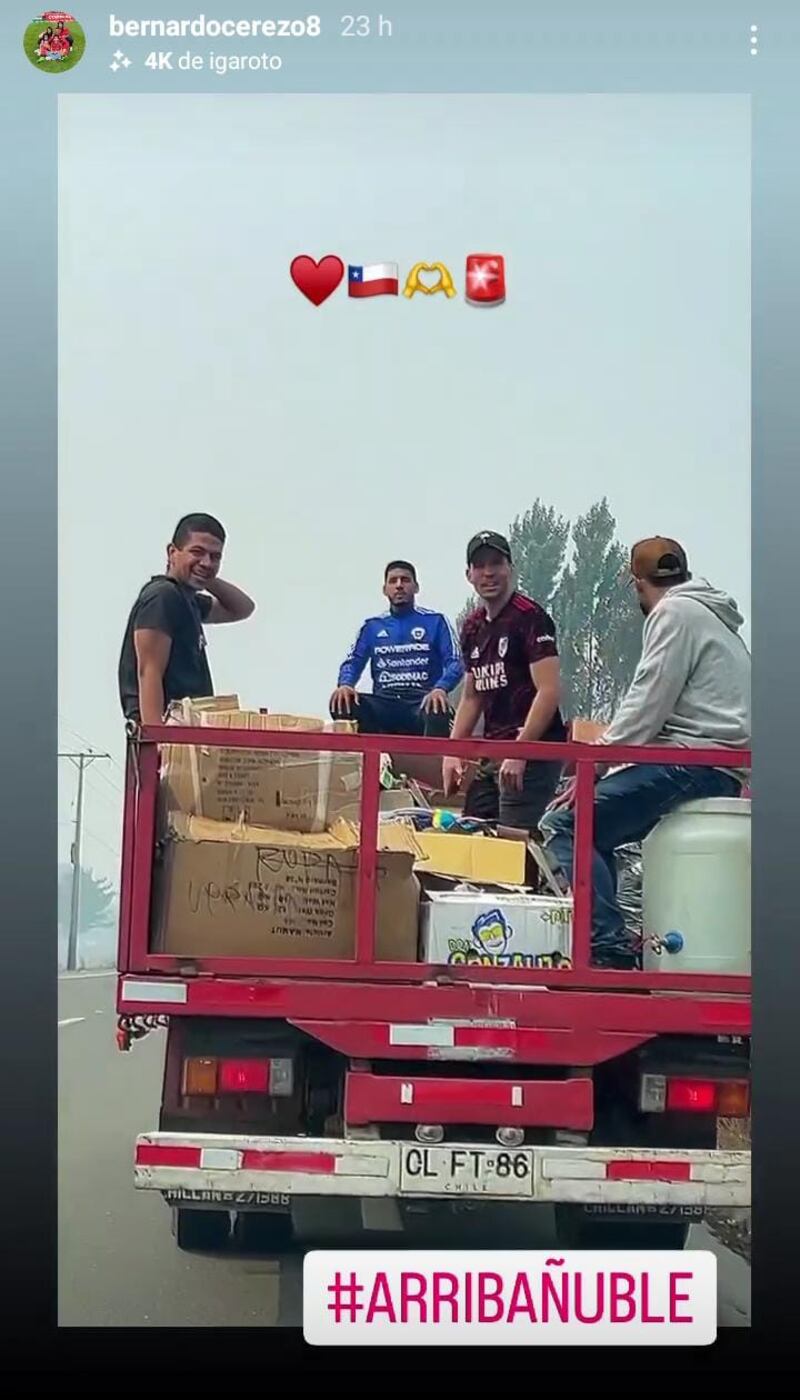 Bernardo Cerezo ayudando en Ñuble