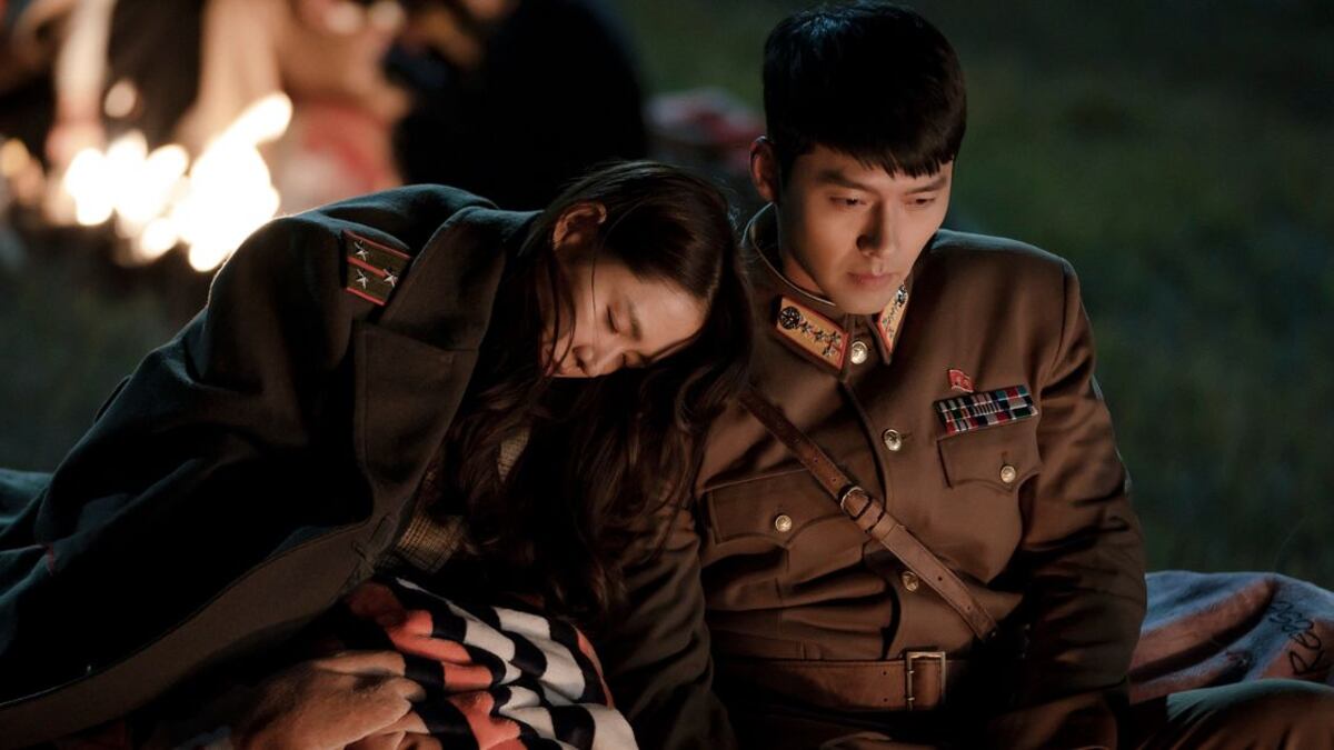 Escena de 'Aterrizaje de emergencia en tu corazón'