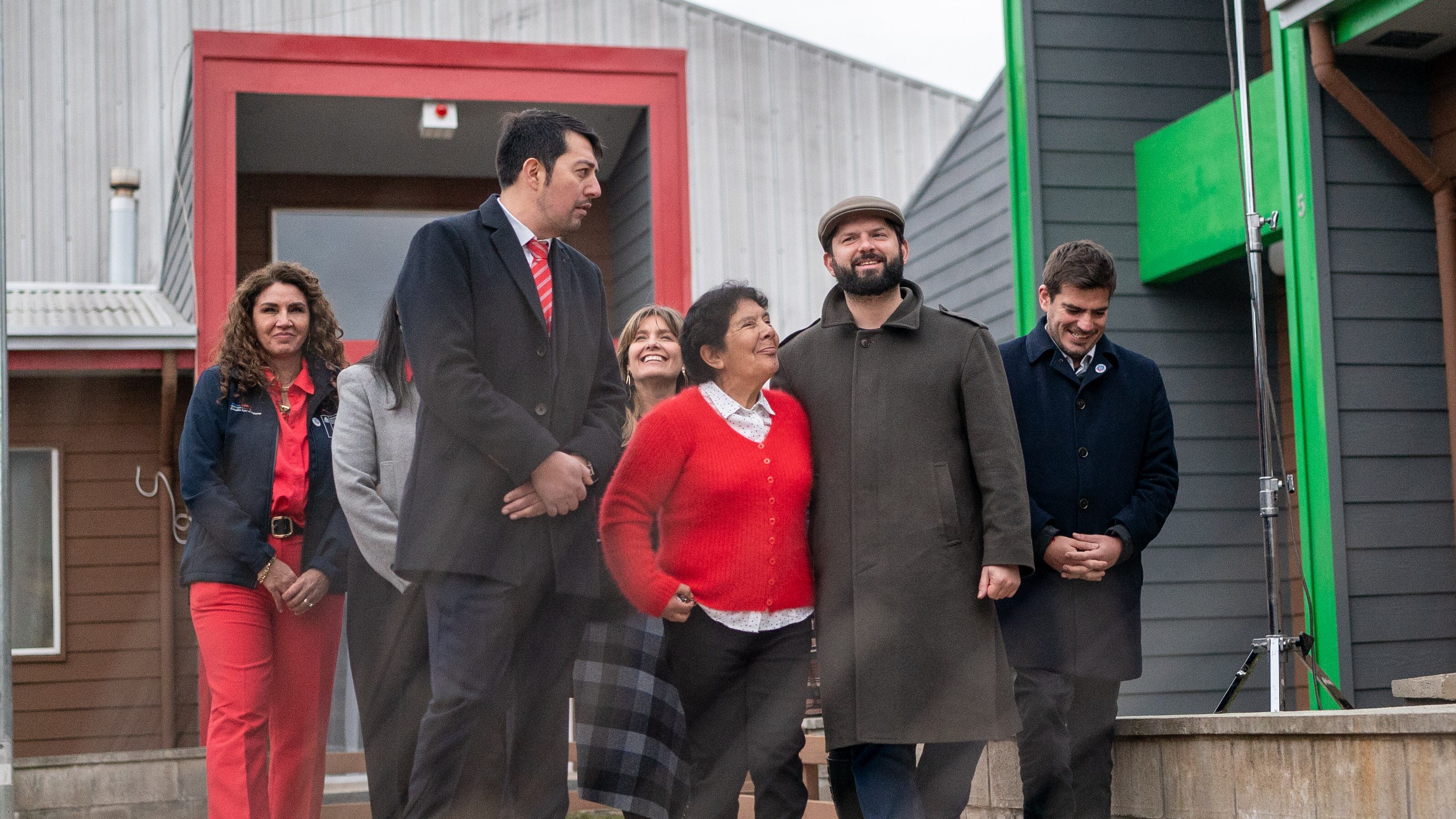 El Presidente Boric inauguró un condominio de viviendas tuteladas para personas mayores en Gorbea. / PRESIDENCIA