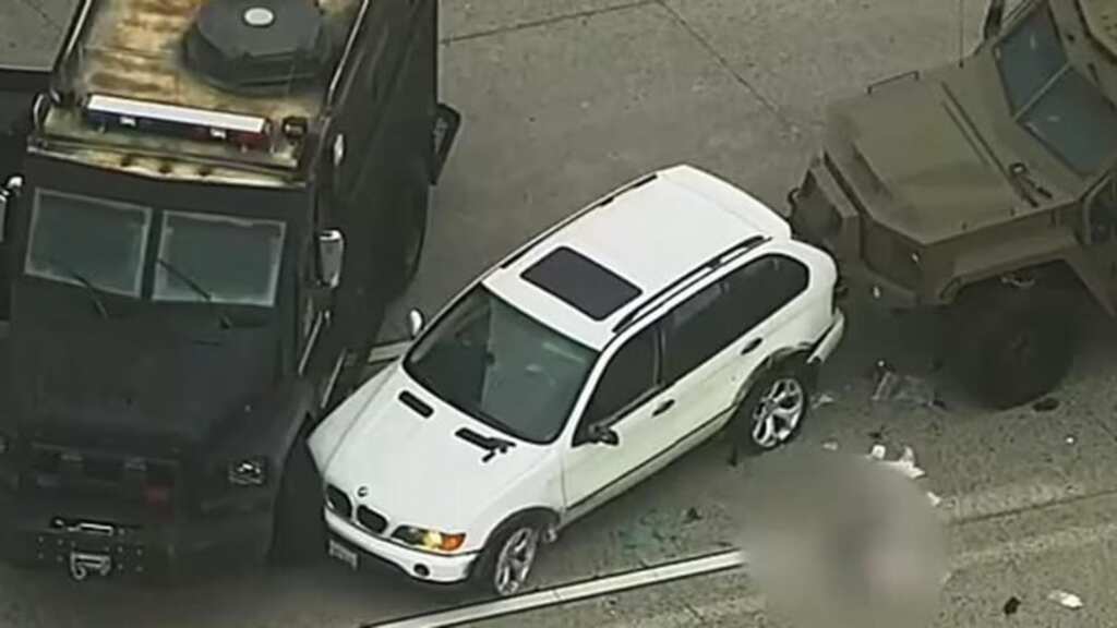 El influencer cercado.