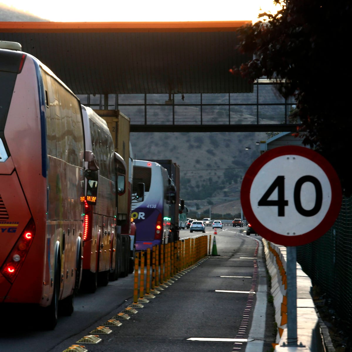 Semana Santa: Se esperan 460 mil vehículos saliendo de la Región Metropolitana Semana Santa: Se esperan 460 mil vehículos saliendo de la Región Metropolitana