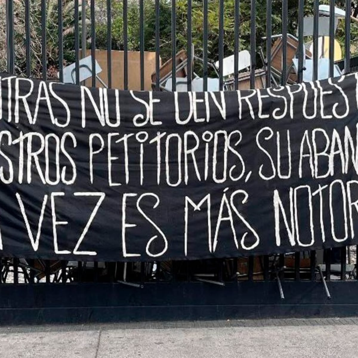 Alcalde Desbordes critica tomas en liceos emblemáticos Alcalde Desbordes critica tomas en liceos emblemáticos