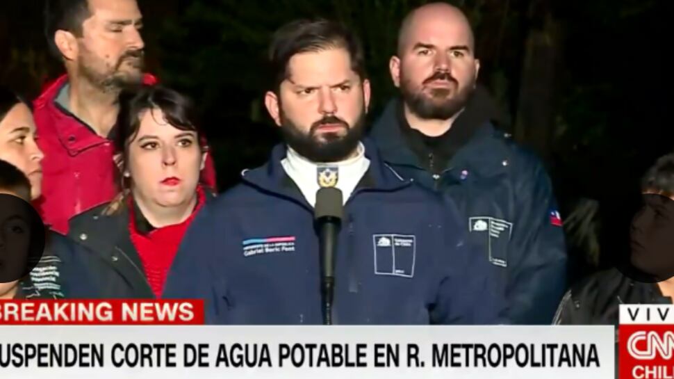 Conferencia Boric con niños en Talagante