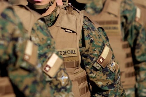 “Existen testimonios gráficos”: Ejército asegura que imágenes confirman que conscriptos marcharon con ropa idónea
