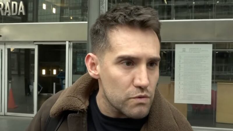 “Diana hizo todo lo que pudo en su momento”: Bartender de “Podemos Hablar” le prestó ropa a la animadora tras polémica con Mariana Derderián