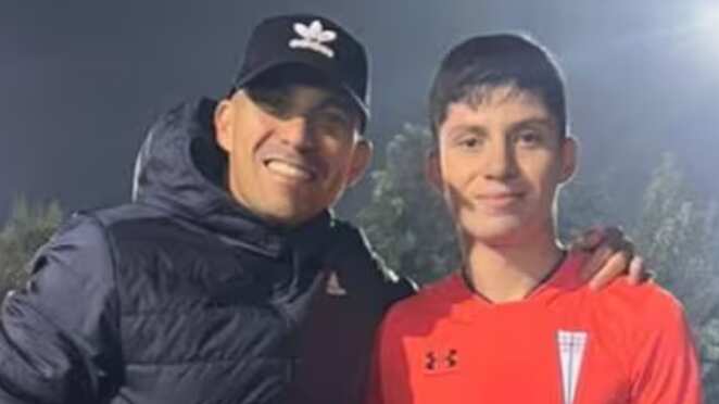 Gary Medel y su hijo