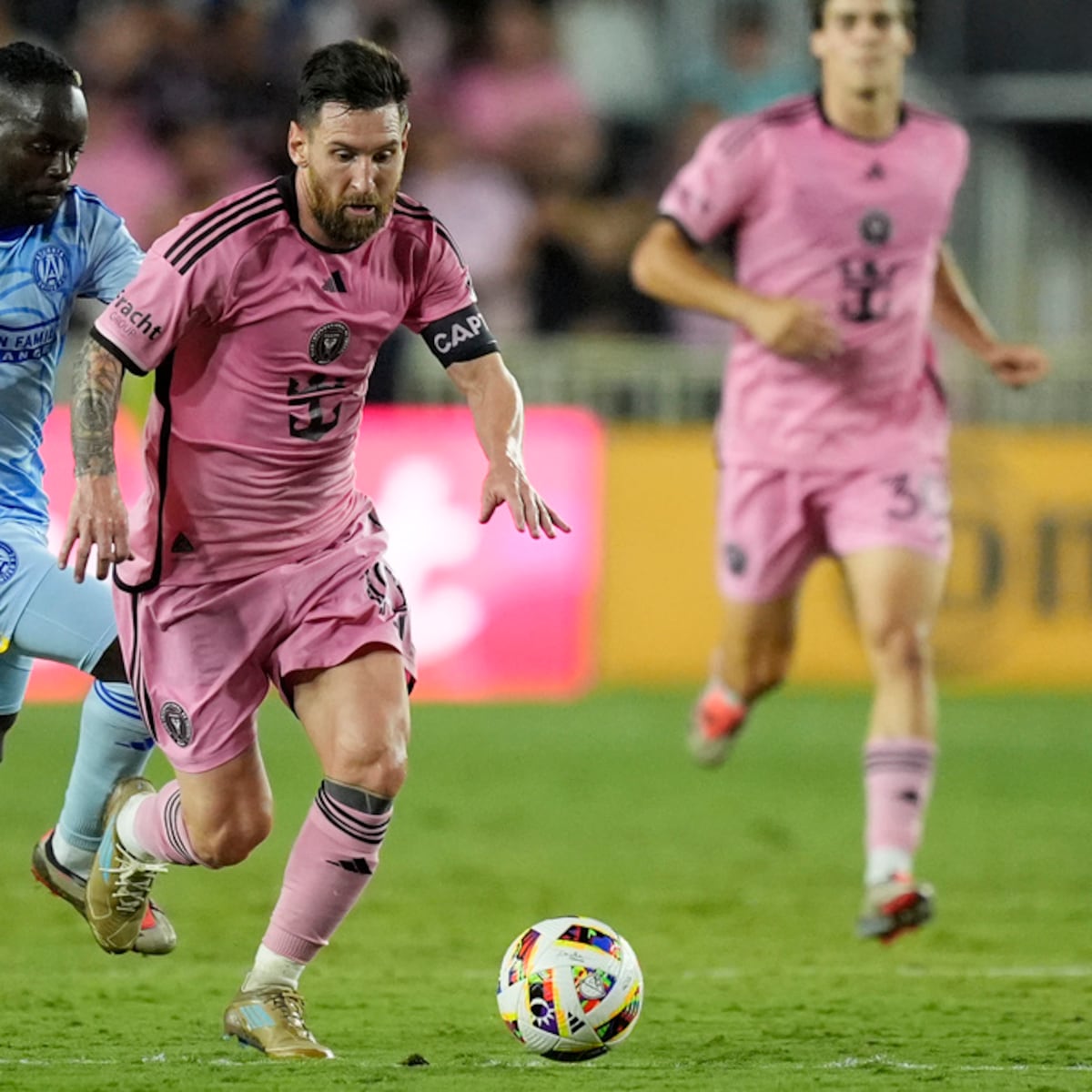 Messi gana más que 22 equipos de la MLS juntos Messi gana más que 22 equipos de la MLS juntos