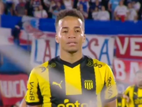 ¡Mal comienzo en Uruguay! Byron Castillo y su primera mala experiencia con el Peñarol