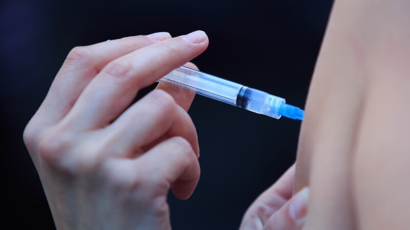 Minsal refuerza campaña de vacunación contra el virus sincicial debido a resultados de nuevo informe por enfermedades respiratorias en el país