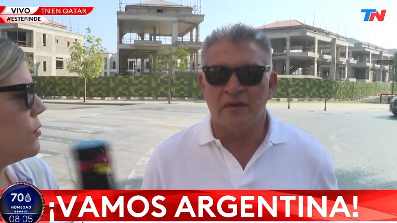 Claudio Borghi siendo entrevistado por Dominique Metzger