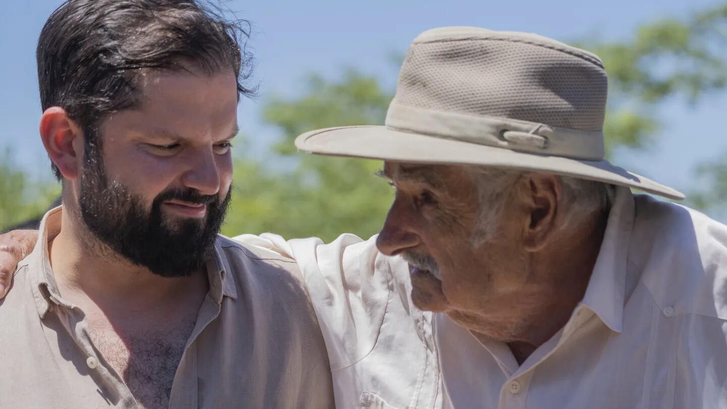 Presidente Gabriel Boric y el fallecido expresidente de Uruguay José Mujica