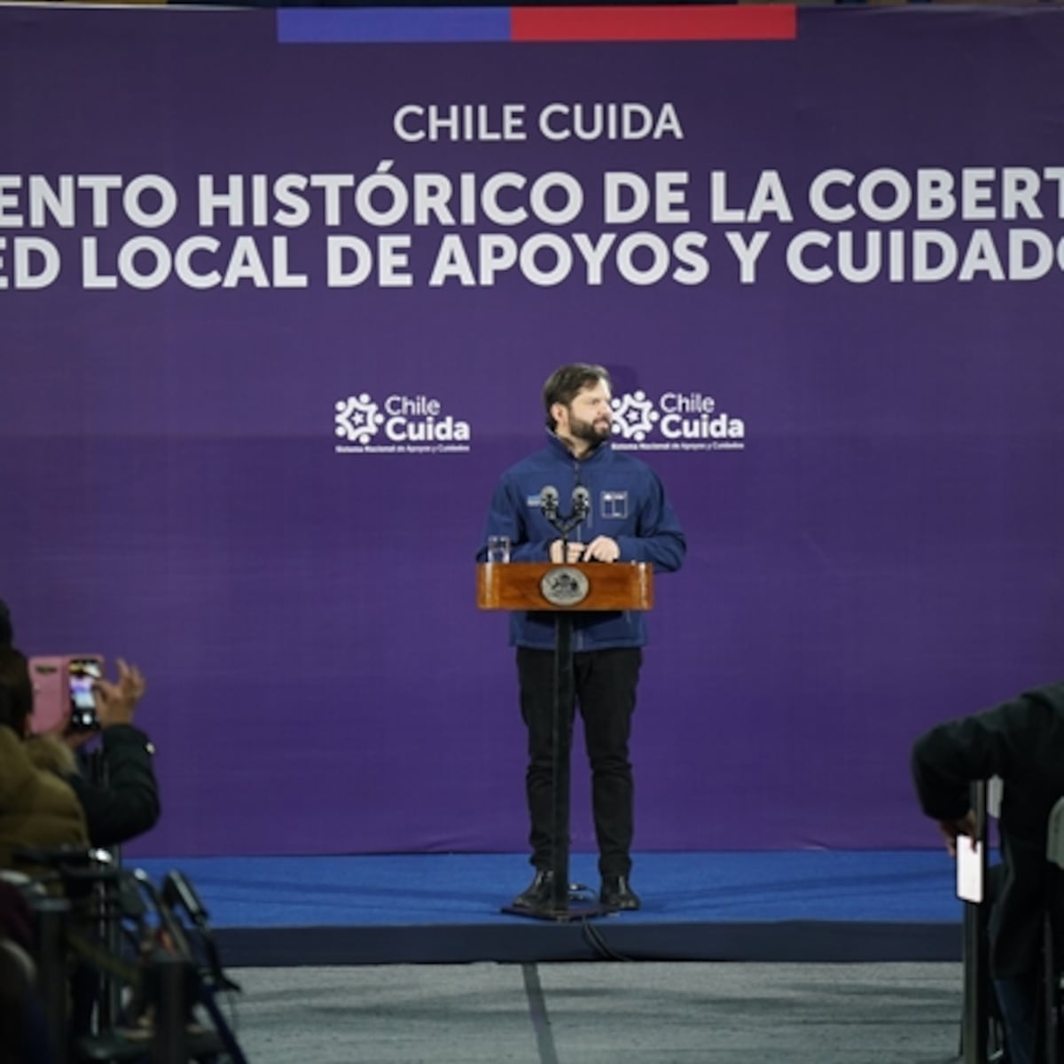 Presidente Boric llama a parlamentarios a votar por fin del CAE Presidente Boric llama a parlamentarios a votar por fin del CAE