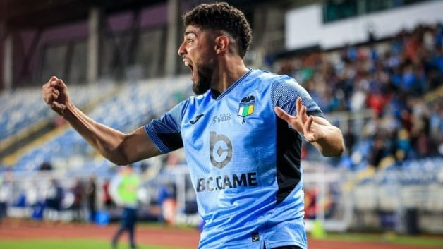 Maximiliano Romero llega a Colo Colo