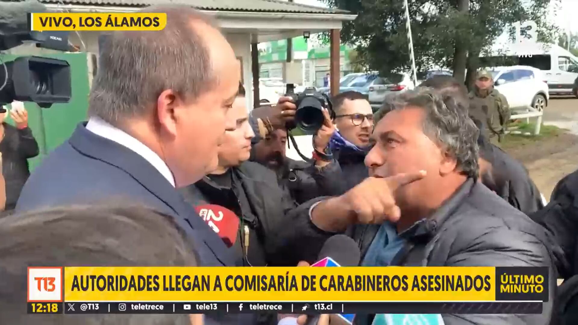 Grupo de vecinos increpó fiscal Ángel Valencia tras asesinato de Carabineros en Cañete