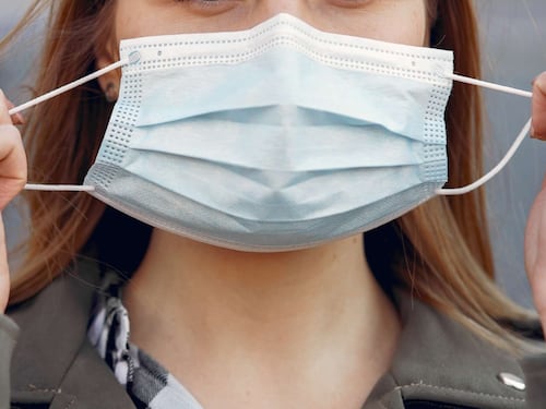 Minsal ordena uso obligatorio de mascarillas en servicios de urgencia desde abril