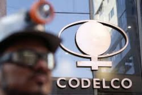 Sernageomin denuncia a Codelco ante Fiscalía y Contraloría por ocultamiento de información tras accidente en El Teniente