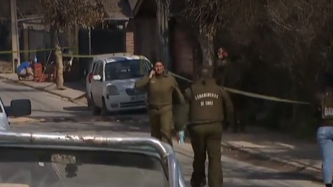 Carabineros mata a delincuente en La Pintana.