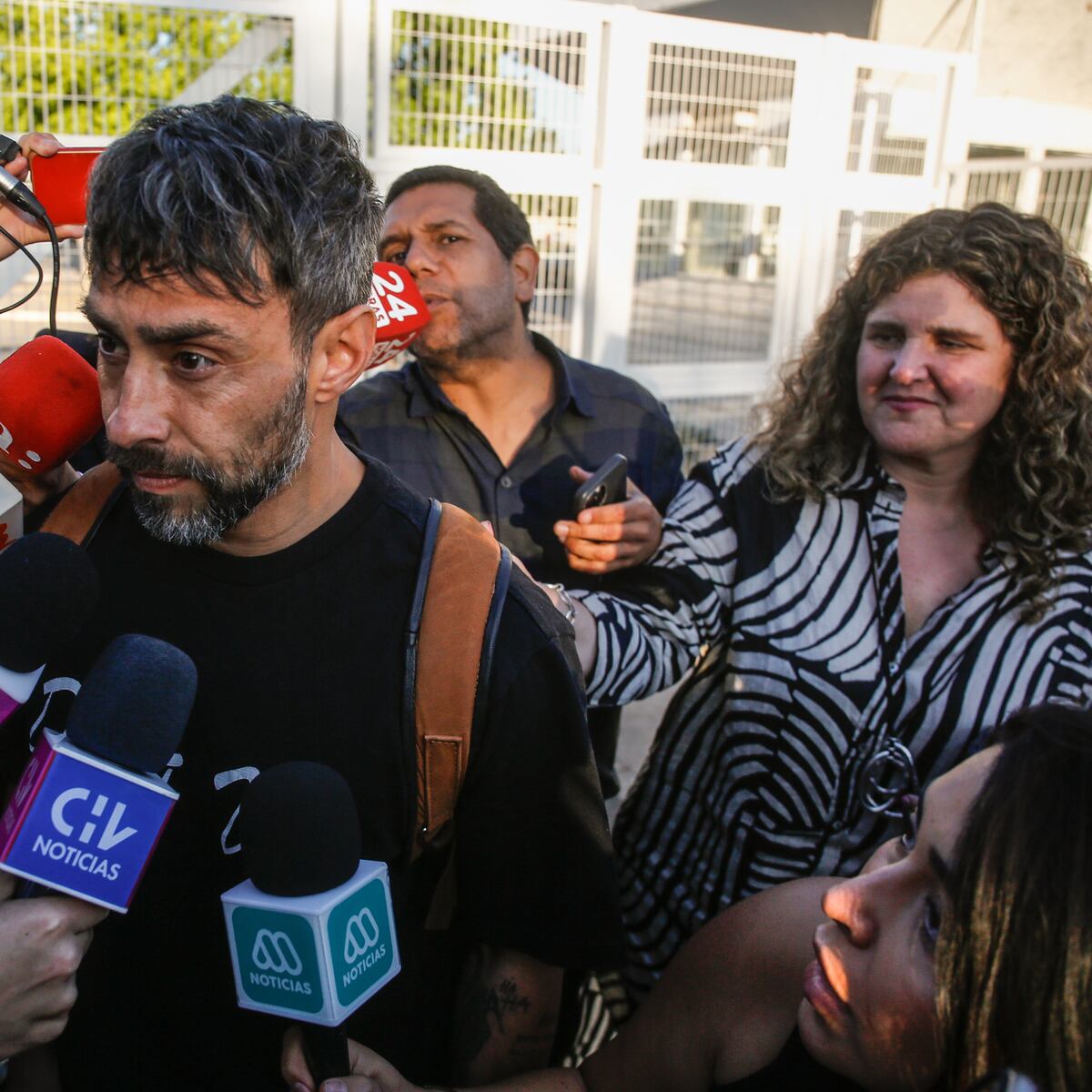 Jorge Valdivia recibe visita de Daniela Aránguiz tras salir de la cárcel Jorge Valdivia recibe visita de Daniela Aránguiz tras salir de la cárcel