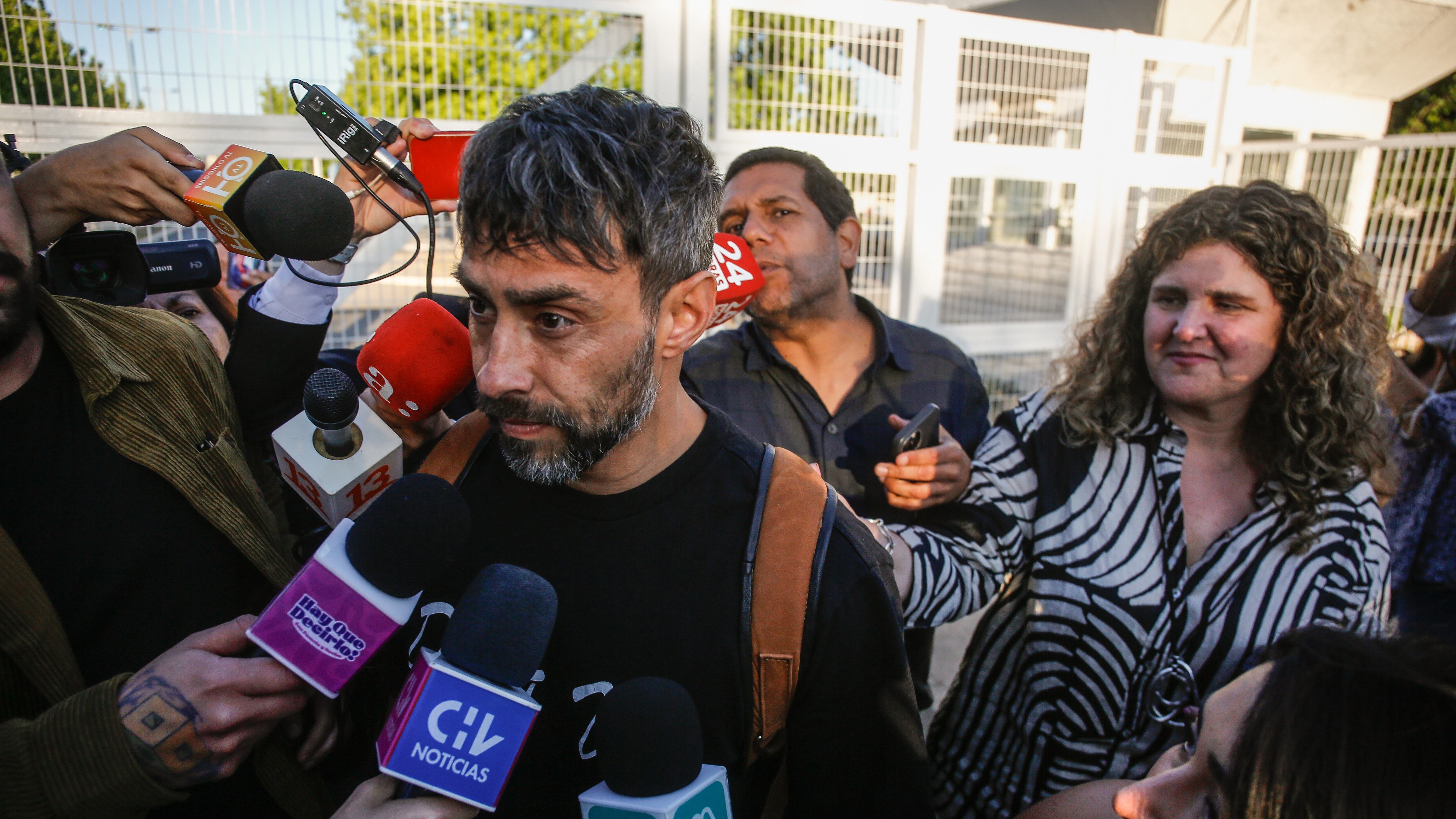 Jorge Valdivia sale de la cárcel de Rancagua