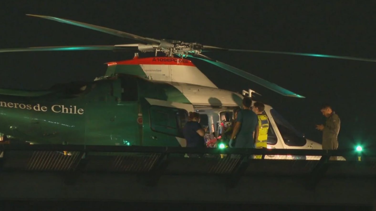 Marta Larraechea fue trasladada en la mañana de este jueves hasta la Clínica Alemana de Santiago