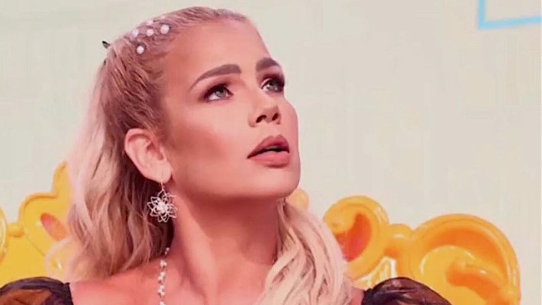 La polémica cubana pelea e insulta a Maryfer Centeno durante un programa en vivo.