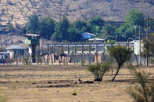 Abogada de reos en Punta Peuco reconoce colaboración en proyecto de Francisco Chahuán sobre conmutación de penas