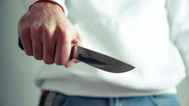 En ataque de ira, adolescente apuñala a directora en escuela en Brasil