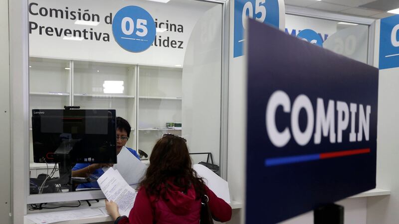 Compin revela que 1470 médicos que estaban con reposo legal emitieron más de 30 000 licencias