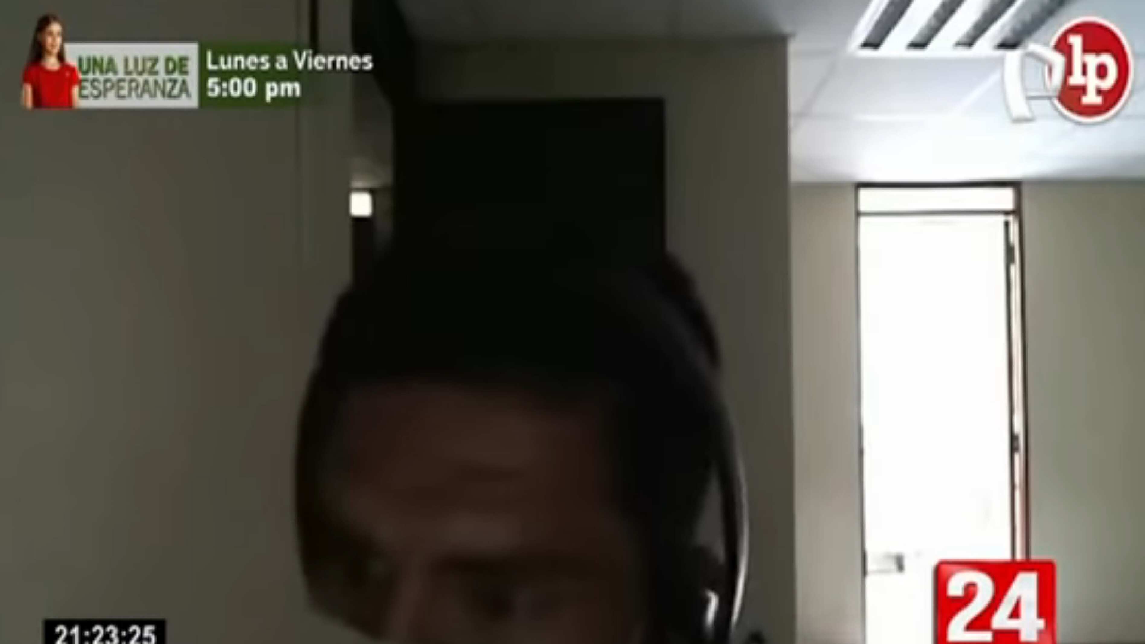 El preso amenazando al juez.