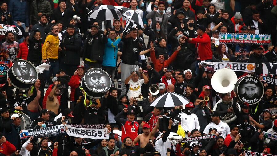 Hinchas de Colo Colo