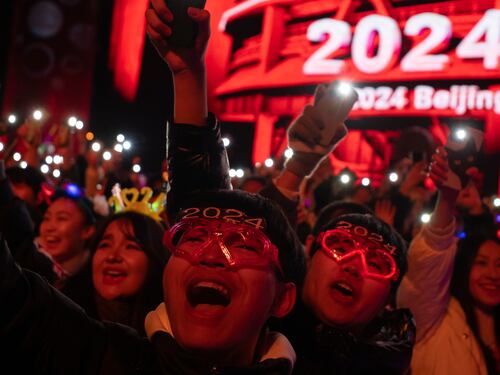 FOTOS: Con fuegos artificiales y deseos renovados, así reciben el 2024 en el mundo