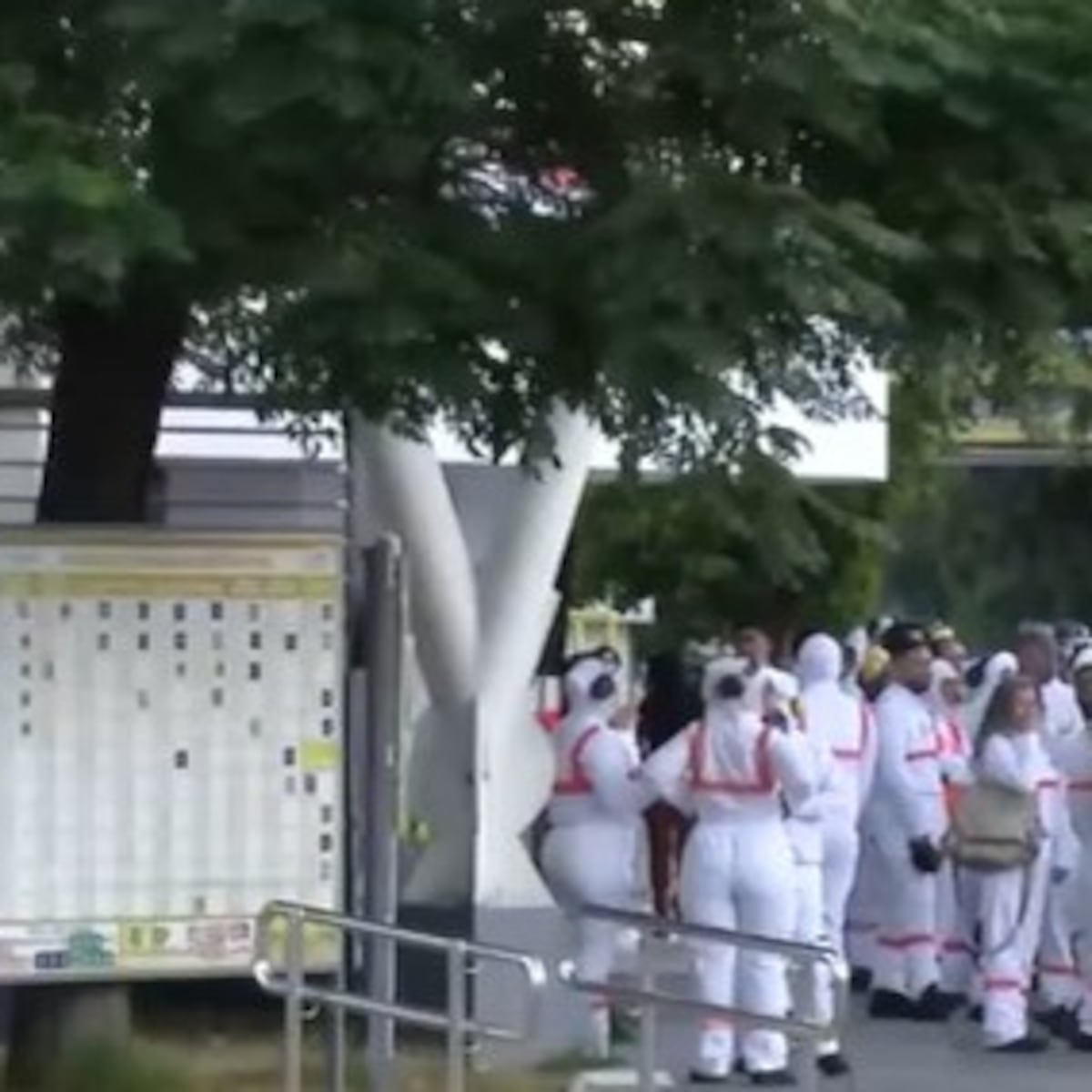 Evacuación de trabajadores en Nestlé por falla eléctrica y ruidos de explosión Evacuación de trabajadores en Nestlé por falla eléctrica y ruidos de explosión