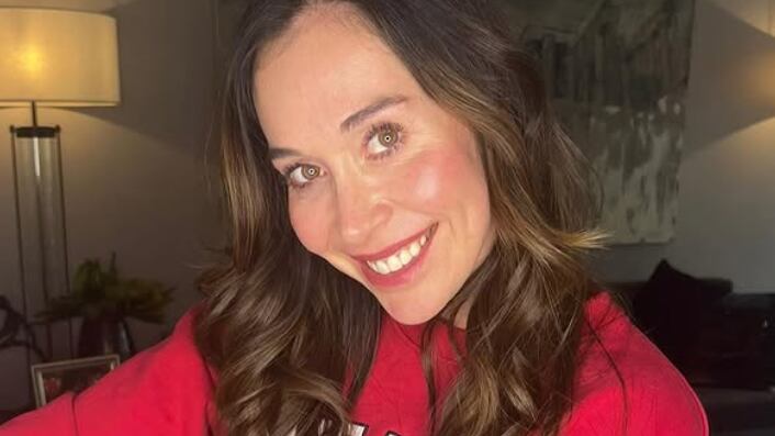 Vale Roth confirma su segundo embarazo.